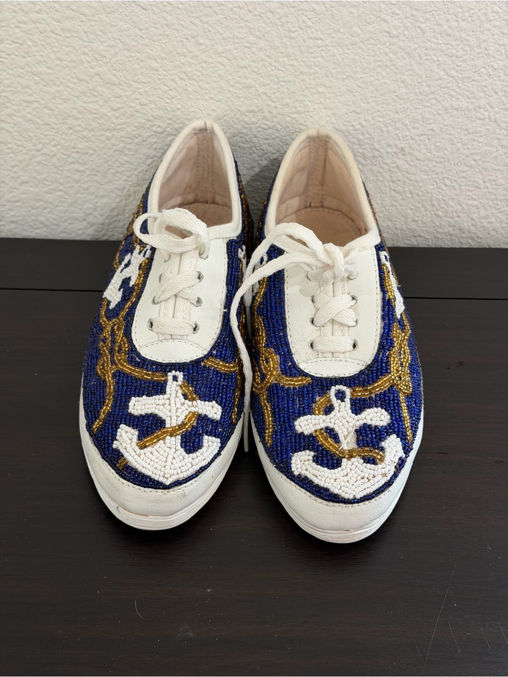Vintage Nautical Anchor Lace-Up Sneakers - White & Navy Women’s Casual Shoes 6